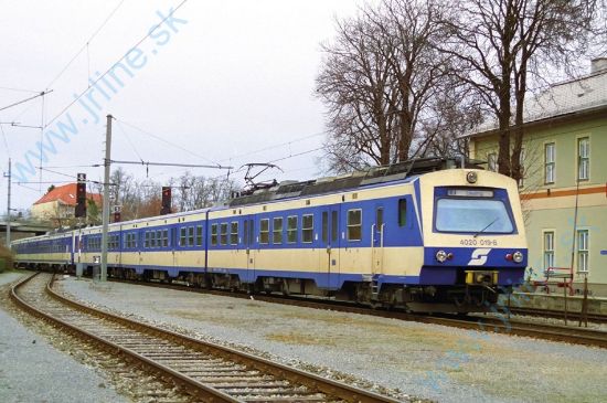 Obrázok pre 614/JC40980 Rh4020. ÖBB IV-Vep*3-dielny
